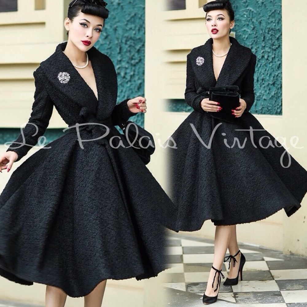 Le Palais Vintage retro old Hollywood classic 50’s black swing coat (Size XS)